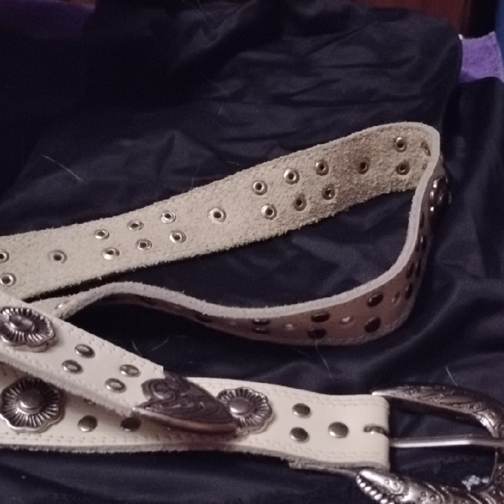Cream Belt with Silver Accents